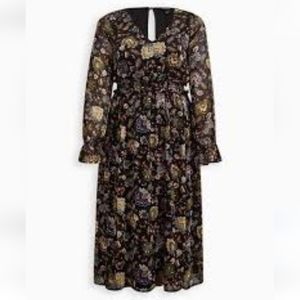 Torrid Maxi Chiffon Lurex V Neck Tiered Dress Black Floral Size 2 (18-20)